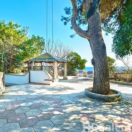 Un' Altalena Sul Mare - Accesso Diretto In Spiaggia Marittima Exterior photo
